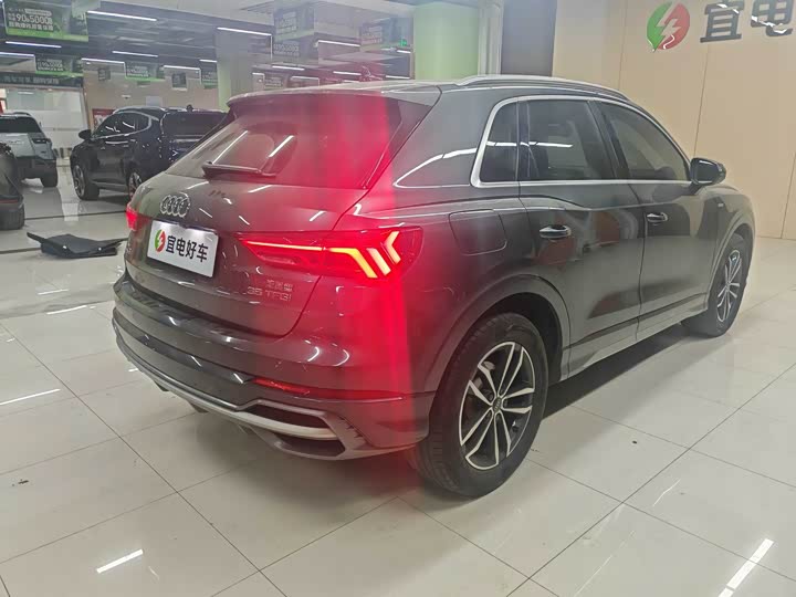 Фото 5 - Audi Q3