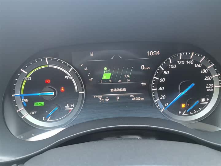 Фото 12 - Toyota Highlander