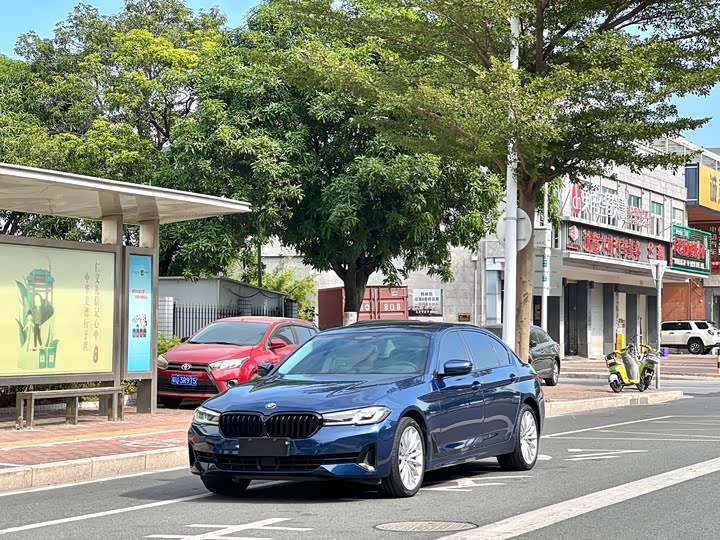 Фото 1 - BMW 5 Series