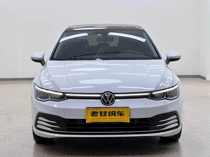 Фото 2 - Volkswagen Golf