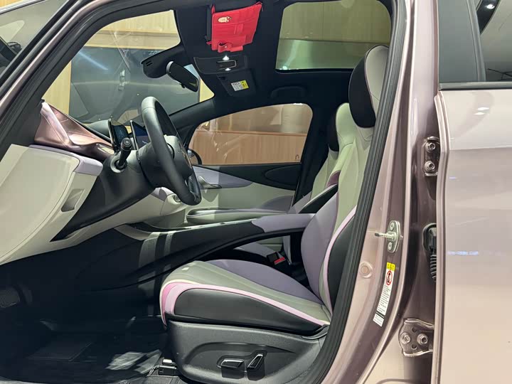 Фото 9 - BYD Dolphin