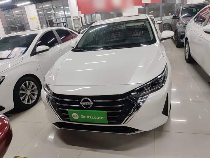 Фото 3 - Nissan Sylphy