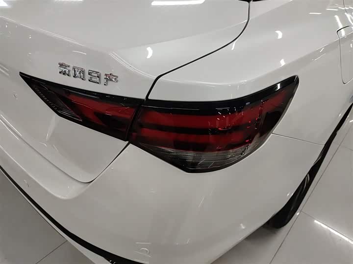 Фото 8 - Nissan Sylphy