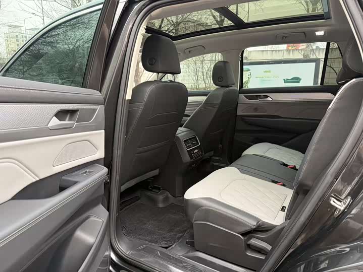 Фото 5 - Volkswagen Tavendor