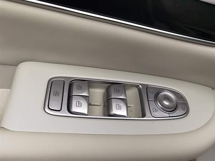 Фото 9 - Dongfeng Forthing Xinghai V9