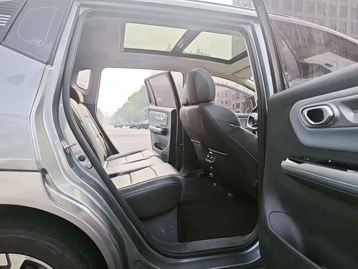 Фото 11 - GAC Aion Y