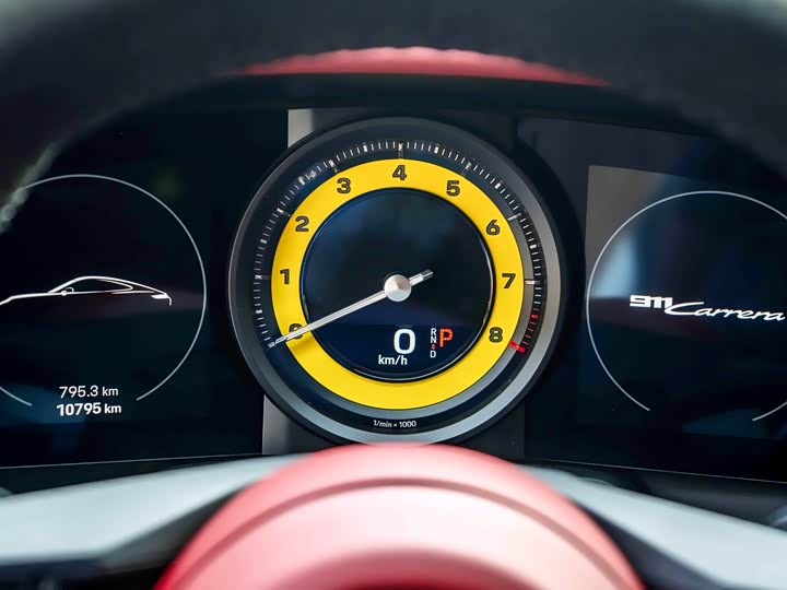 Фото 8 - Porsche 911