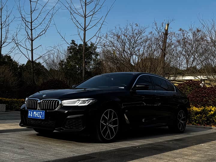 Фото 2 - BMW 5 Series