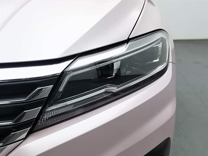 Фото 7 - Volkswagen Lavida