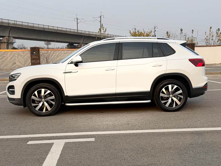 Фото 3 - Volkswagen Tayron