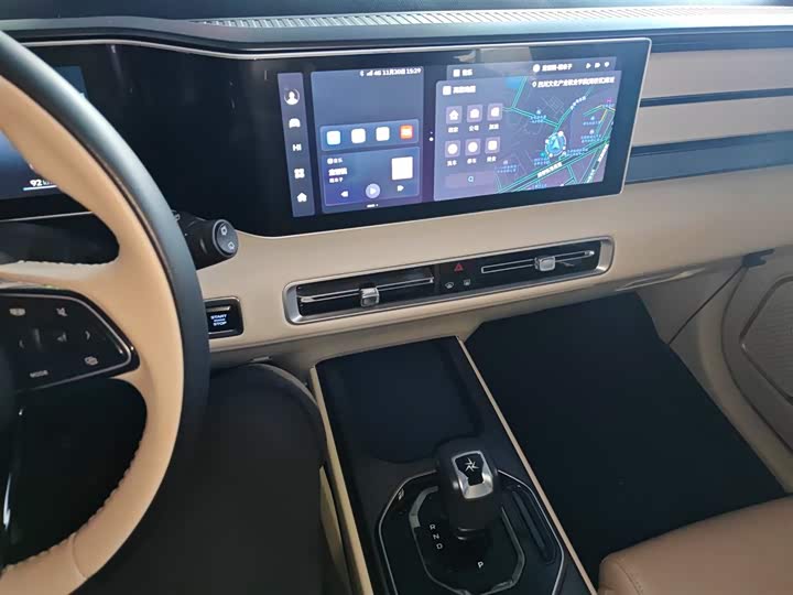 Фото 13 - Geely Icon