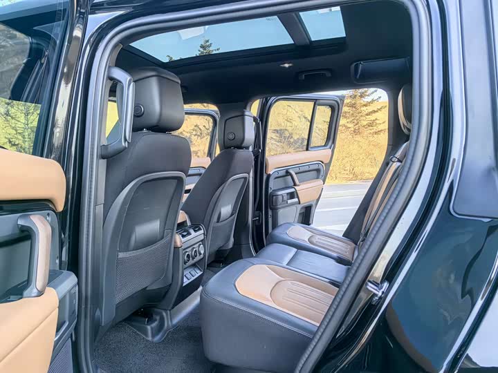 Фото 13 - Land Rover Defender