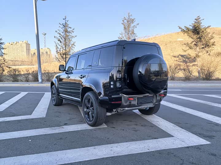 Фото 4 - Land Rover Defender