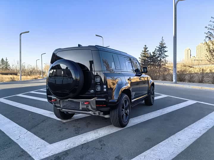 Фото 6 - Land Rover Defender