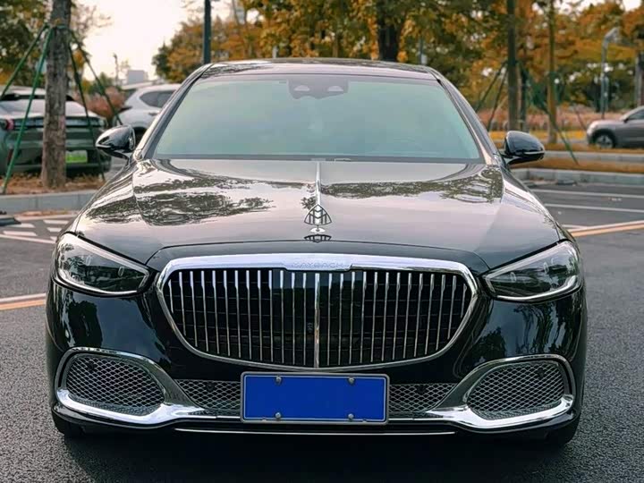 Фото 2 - Mercedes-Benz Maybach S-Class