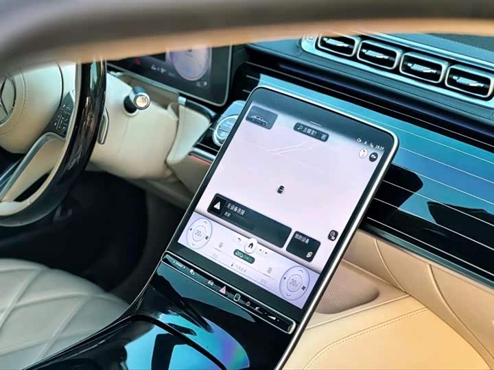 Фото 6 - Mercedes-Benz Maybach S-Class