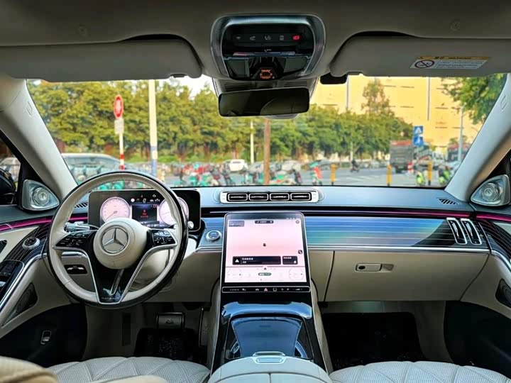 Фото 7 - Mercedes-Benz Maybach S-Class