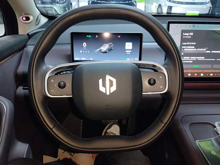 Фото 11 - Leapmotor C10