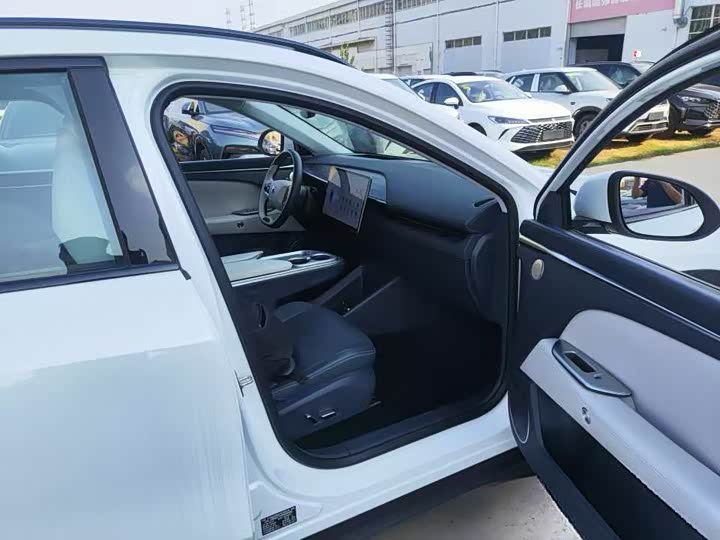 Фото 10 - BAIC Arcfox Alpha T5