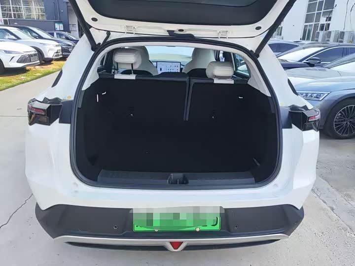 Фото 4 - BAIC Arcfox Alpha T5