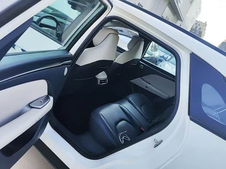 Фото 6 - BAIC Arcfox Alpha T5