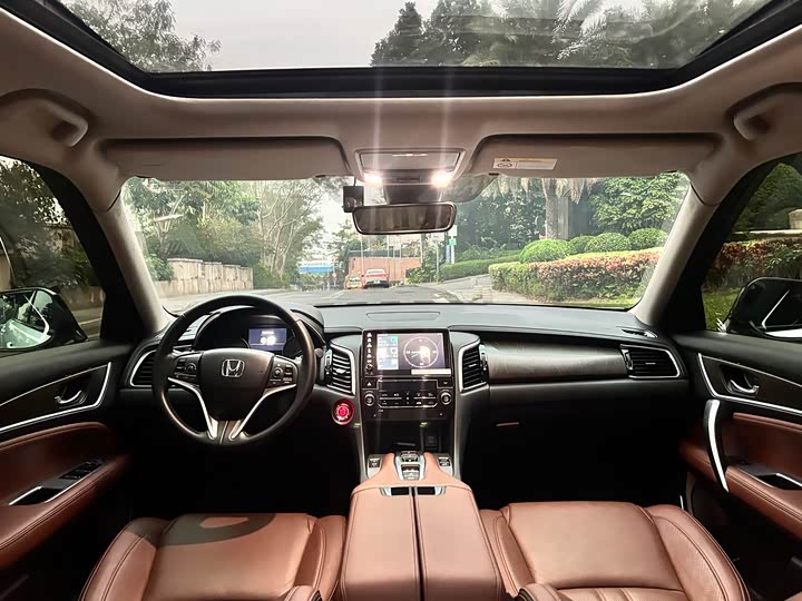 Фото 12 - Honda Avancier