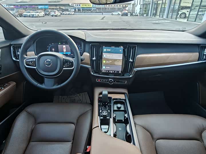 Фото 6 - Volvo S90