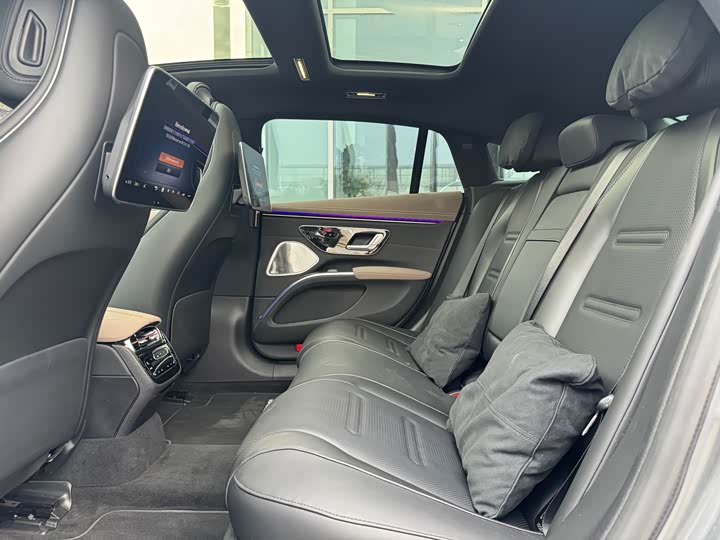 Фото 10 - Mercedes-Benz EQS AMG