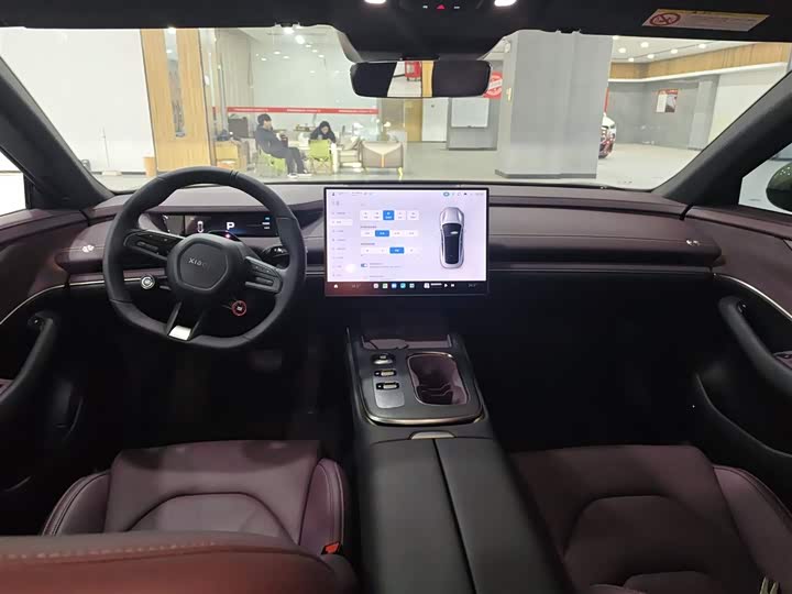 Фото 10 - Xiaomi SU7