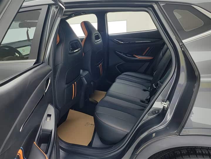 Фото 11 - Changan Oshan X5