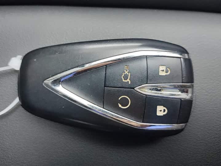 Фото 9 - Changan Oshan X5