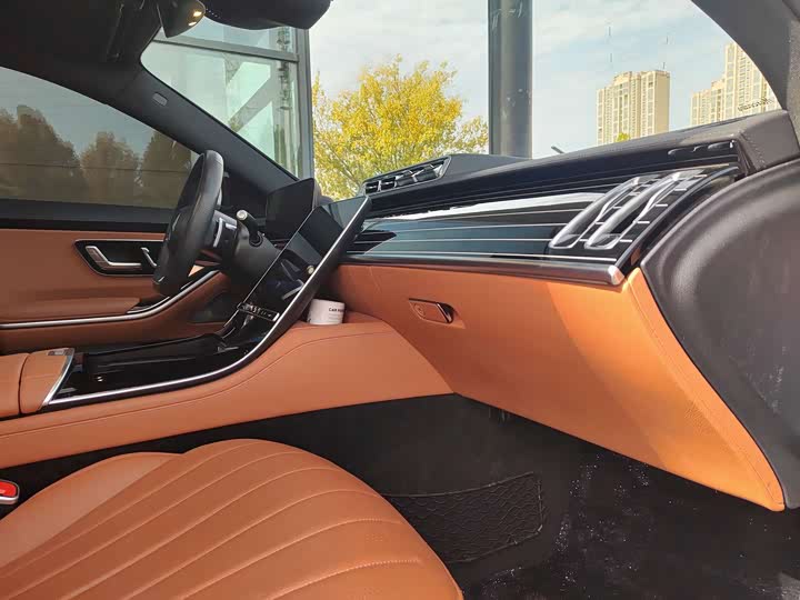 Фото 11 - Mercedes-Benz S-Class