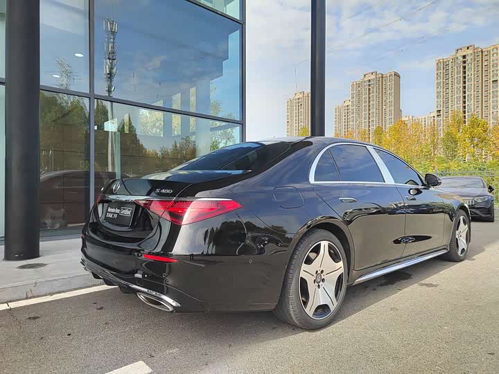 Фото 3 - Mercedes-Benz S-Class