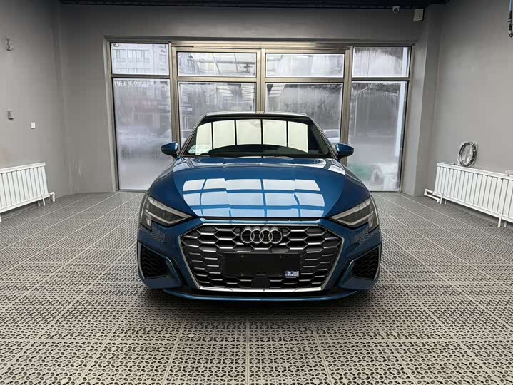 Фото 2 - Audi A3