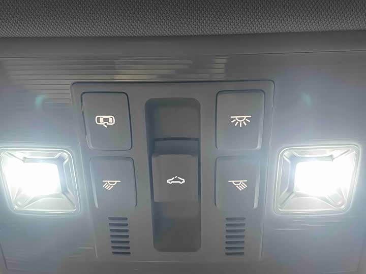 Фото 11 - Volkswagen Lavida