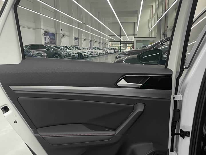 Фото 17 - Volkswagen Lavida