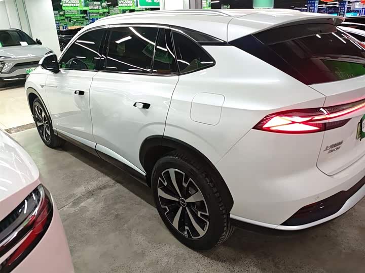 Фото 5 - Roewe D5X DMH