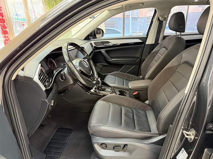 Фото 16 - Volkswagen Tayron