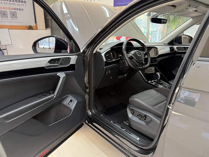 Фото 17 - Volkswagen Tayron