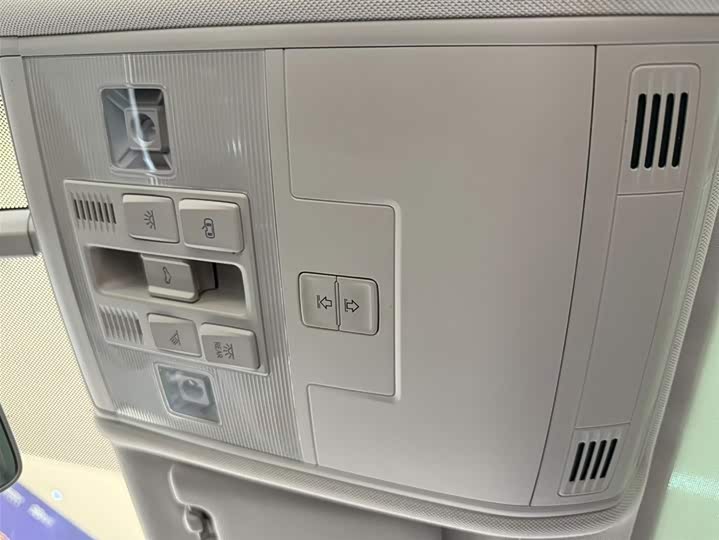 Фото 19 - Volkswagen Tayron