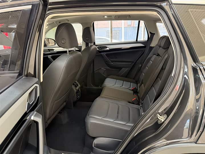 Фото 4 - Volkswagen Tayron