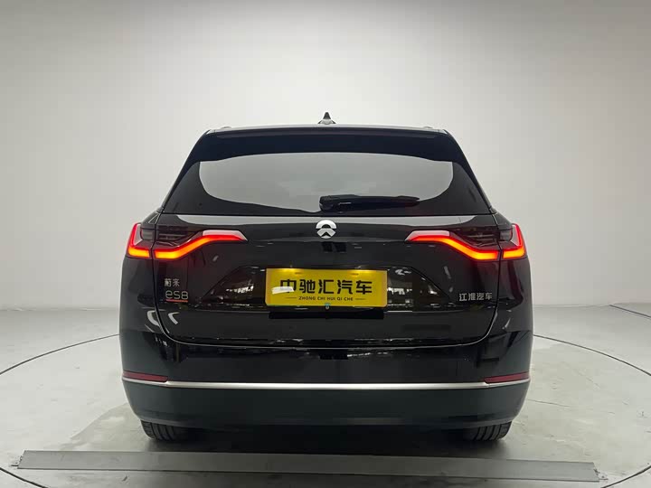 Фото 19 - Nio ES8