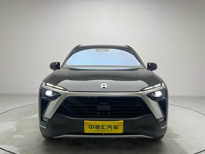 Фото 2 - Nio ES8