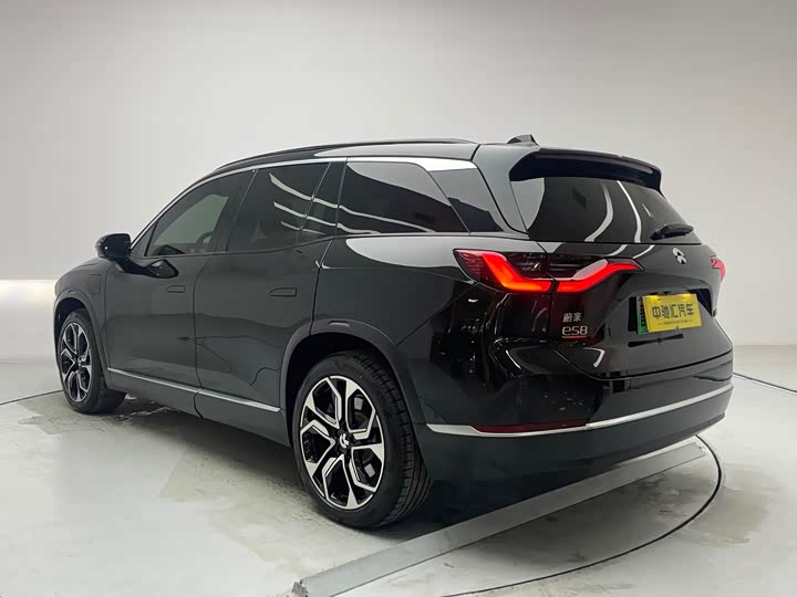 Фото 20 - Nio ES8