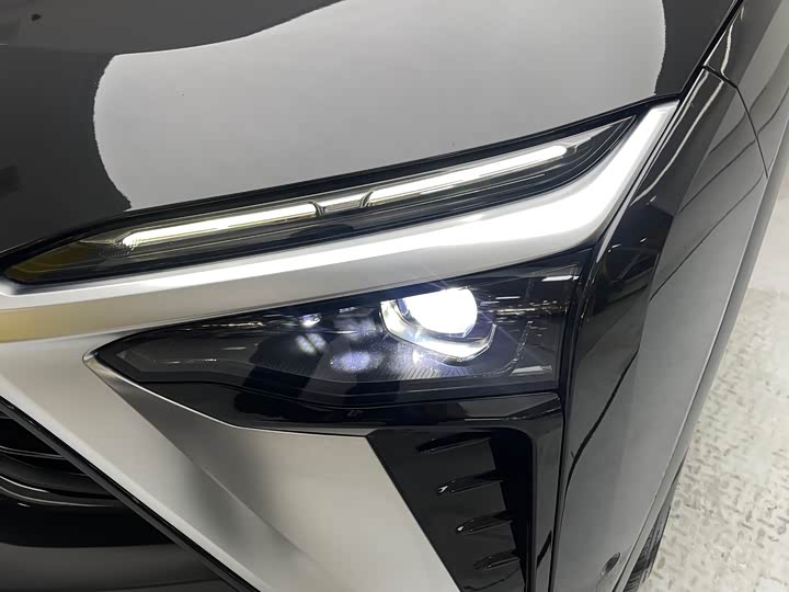 Фото 5 - Nio ES8