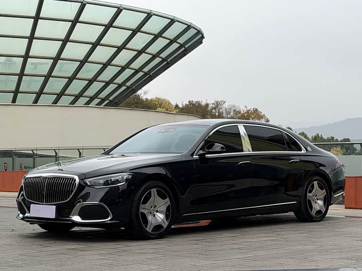 Фото 1 - Mercedes-Benz Maybach S-Class
