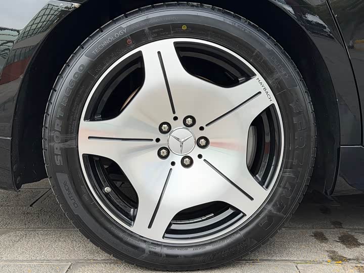 Фото 25 - Mercedes-Benz Maybach S-Class