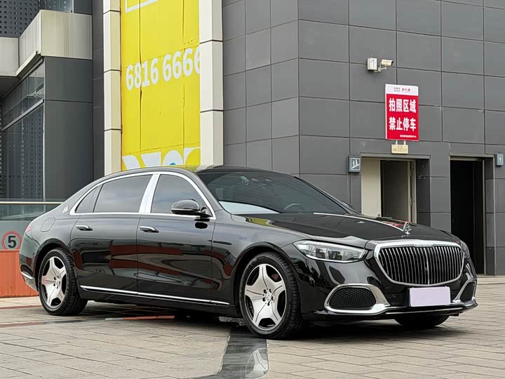 Фото 3 - Mercedes-Benz Maybach S-Class