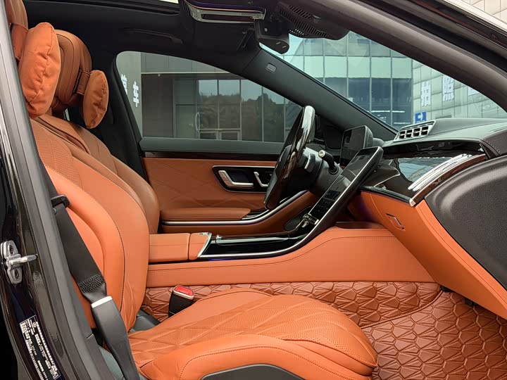 Фото 5 - Mercedes-Benz Maybach S-Class