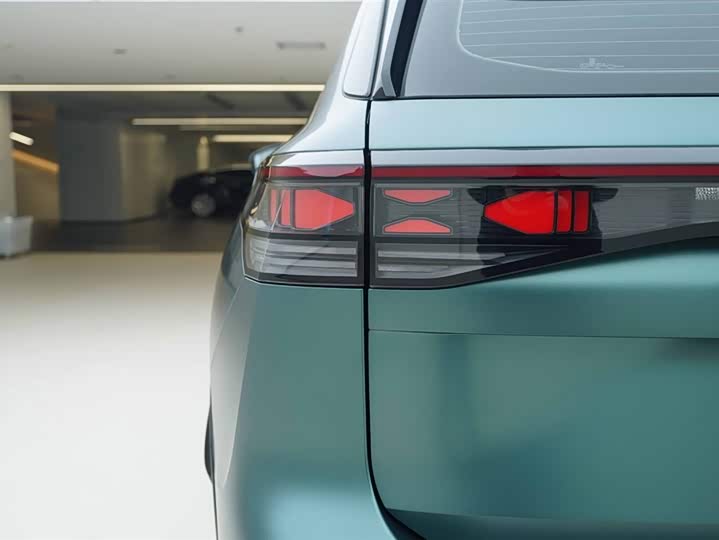 Фото 15 - Volkswagen Tayron